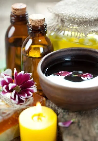 Small aromatherapy candles - create a tranquil atmosphere and promote relaxation