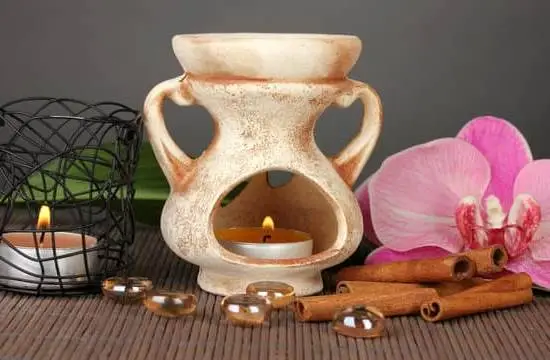 Aromatherapy Mixing Kit 3 AROMATHERAPY MIXING KIT: Essential oils, tools, and recipes for creating customized blends