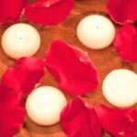 Aromatherapy candles and cats: Creating a soothing ambiance for relaxation and feline companionship