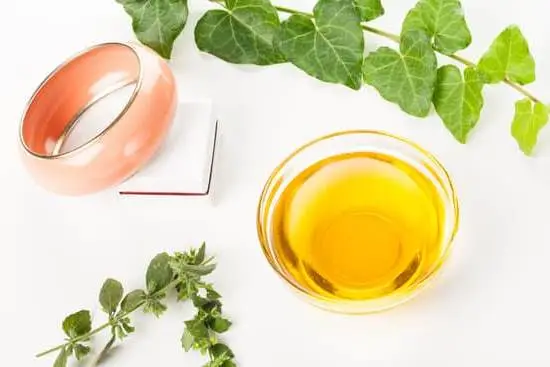 Why Towel on Head for Aromatherapy 1 Why towel on head for aromatherapy: A comforting practice to enhance the benefits of essential oils