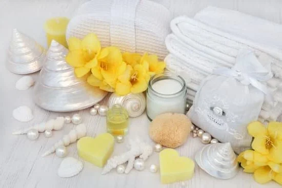 Bath and Body Works Aromatherapy: Ensuring Safety and Pregnancy-friendly Options