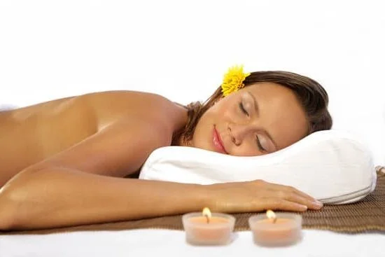 Is Aromatherapy Essential Oils Good for Skin 1 A bottle of aromatherapy essential oils, known for their skin benefits, including acne prevention and hydration