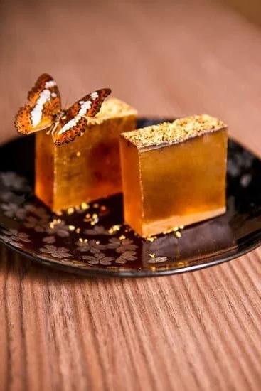 Safely enjoy aromatherapy oils in your hot tub for a relaxing and rejuvenating experience