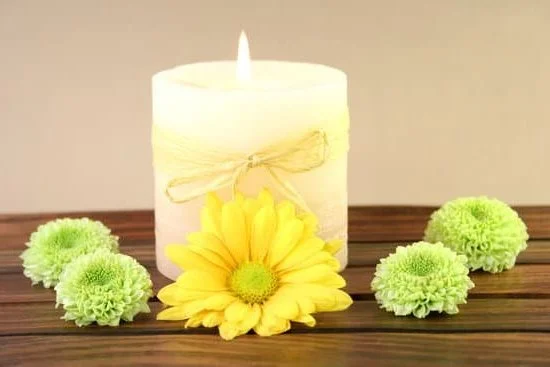 Best Aromatherapy Oils for Stress Relief: Lavender, Chamomile, and Frankincense