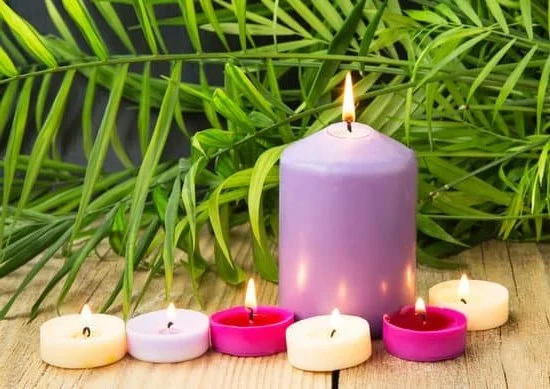 Discover the numerous benefits of aromatherapy massage, from relaxation to pain relief and improved mood