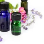 Effective aromatherapy oils for anxiety include lavender, chamomile, and bergamot