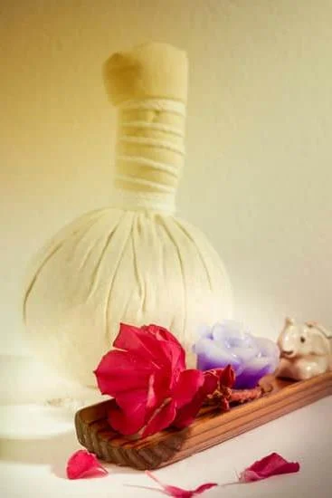 What Is a Aromatherapy Full Body Massage 1 Relaxing Aromatherapy Full Body Massage: A Guide to Ultimate Relaxation and Wellness