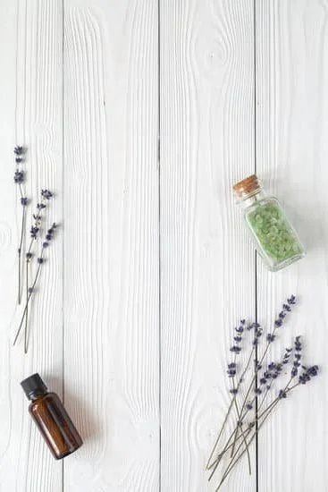 How to Use Aromatherapy Associates Shower Oil 1 Step-by-step guide for using Aromatherapy Associates Shower Oil to maximize relaxation and rejuvenation