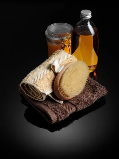 Aromatherapy full body massage: Relaxing, scented oils, and deep tissue pressure for ultimate stress relief