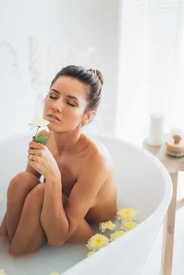 Are Cork Toppers Adequate to Seal in Aromatherapy Oils 1 Using Cork Stoppers for Aromatherapy Oils: Considerations and Benefits