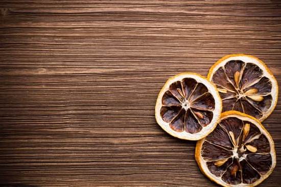 AROMATHERAPY PERSONAL INHALER: Portable essential oil diffuser for on-the-go relaxation and stress relief