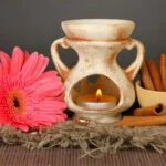Learn aromatherapy at Australian Aromatherapy College - enrich your senses and knowledge