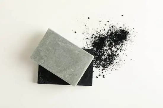 Aromatherapy Oils During Pregnancy Articles 3 Safe Aromatherapy Oils for Pregnancy: Expert Advice