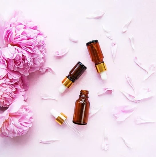 Aromatherapy to Help Sleep 1 AROMATHERAPY TO HELP SLEEP: Lavender essential oil for relaxation and restful slumber