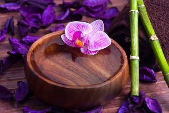 Boost relaxation with CAN ESSENTIAL OILS FOR AROMATHERAPY IN BATH BOMBS for a spa-like experience
