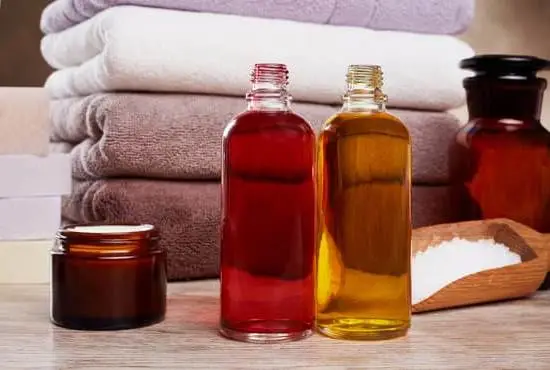 Essential oils for aromatherapy: lavender, peppermint, eucalyptus, tea tree, and more