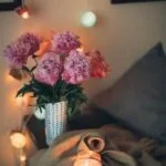 Applying Aromatherapy Oil on Skin: Safety Precautions and Benefits