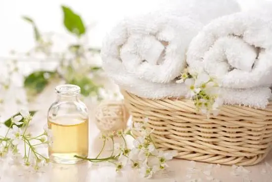 Can We Put Aromatherapy Oils in Humidifier 9 Can we put aromatherapy oils in humidifier Yes, but only with water-soluble oils