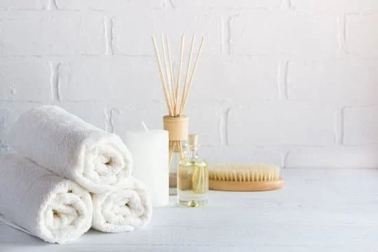 Hydrating Aromatherapy Body Cream: Nourishes and Soothes Dry Skin with Natural Ingredients