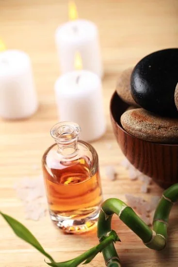 AVEDA AROMATHERAPY DIFFUSER: Relaxing home fragrance dispenser for soothing scents and calm ambiance