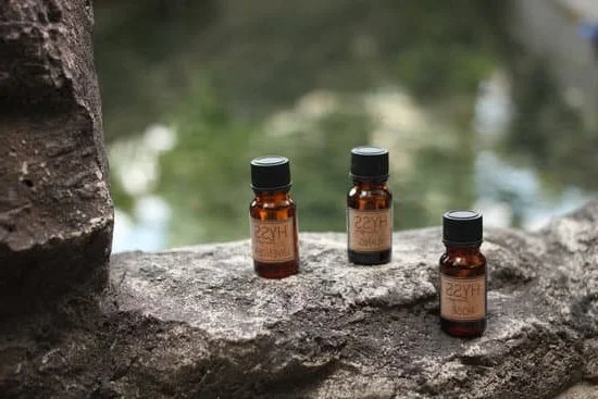 Aromatherapy College Vancouver 9 AROMATHERAPY COLLEGE VANCOUVER: Training in holistic healing through essential oils and wellness practices