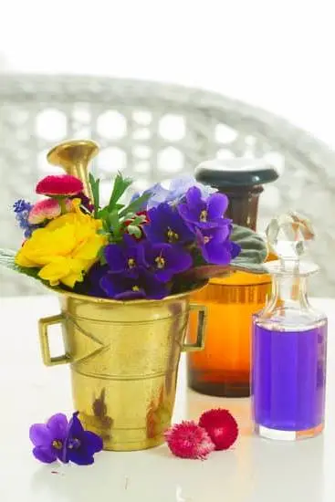 relaxing scents, mood improvement, stress relief, and health benefits