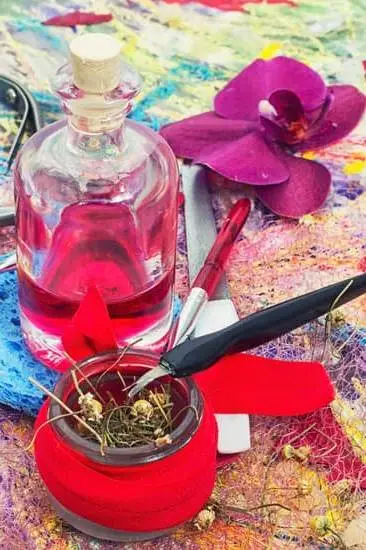 How to Use Aromatherapy Essential Oils 1 Step-by-step guide on how to use aromatherapy essential oils for relaxation and wellness