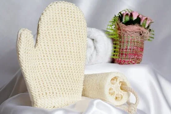 How to Aromatherapy Massage 1 Step-by-step guide on how to Aromatherapy Massage at home