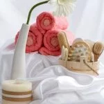 Step-by-step guide on how to mix aromatherapy essential oil for skin application