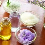 How to Make Aromatherapy Bath Salts at Home for a relaxing spa experience
