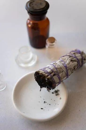 How to Use Essential Oil Aromatherapy 1 A Beginner's Guide