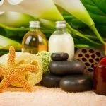 Step-by-step guide on how to make aromatherapy candle at home using essential oils and natural wax
