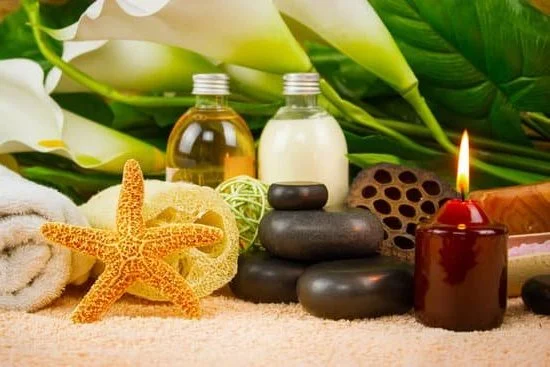 How to Make Aromatherapy Candle 3 Step-by-step guide on how to make aromatherapy candle at home using essential oils and natural wax