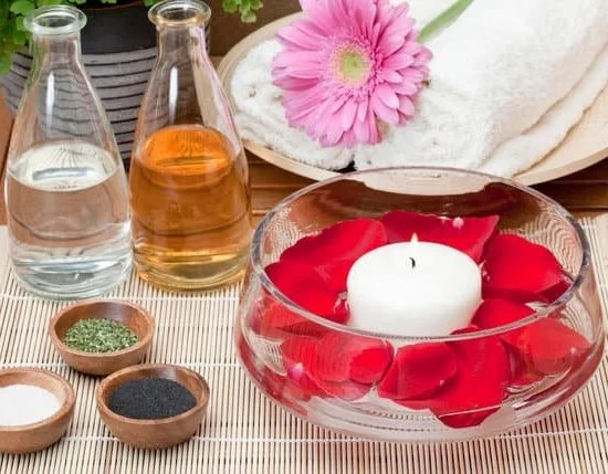 How to Make Aromatherapy Body Lotion at Home