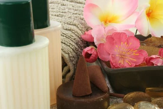 Revitalize your shower routine with SHOWER AROMATHERAPY DISCS for a relaxing and refreshing experience