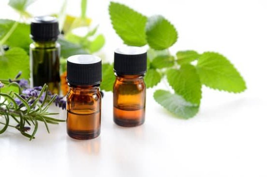 Balanced aromatherapy practices can protect lung health and well-being