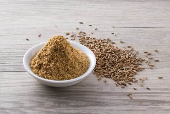 What Are the Advantages and Disadvantages of Aromatherapy 3 Explore the benefits and drawbacks of aromatherapy to make an informed decision