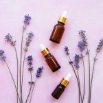 Balancing and calming essential oils can be safely used in aromatherapy for lung health