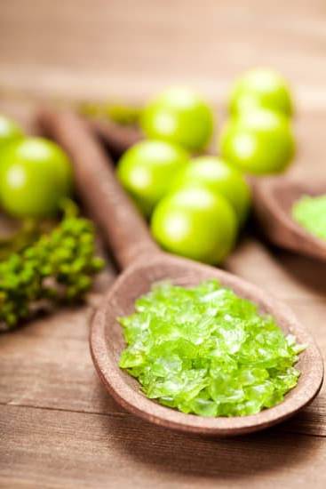 What Aromatherapy Is Good for Clearing Lungs of Mucus 5 Aromatherapy beneficial for clearing lungs of mucus, promoting respiratory health and well-being