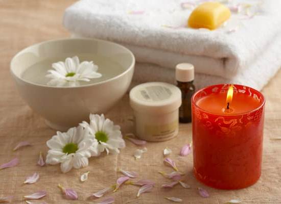 Relax with BATH AND BODY WORKS AROMATHERAPY SLEEP PILLOW MIST- Honest Review