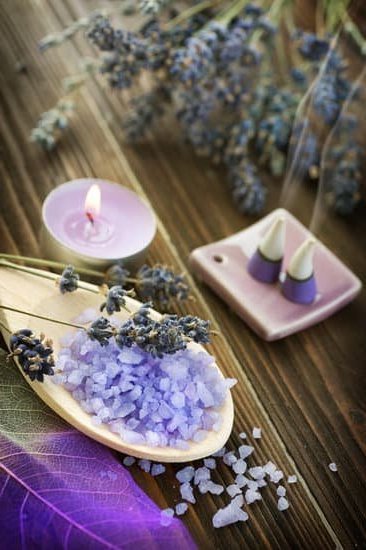 Enhance well-being with Daily Aromatherapy Tips - simple, effective ways to use essential oils every day